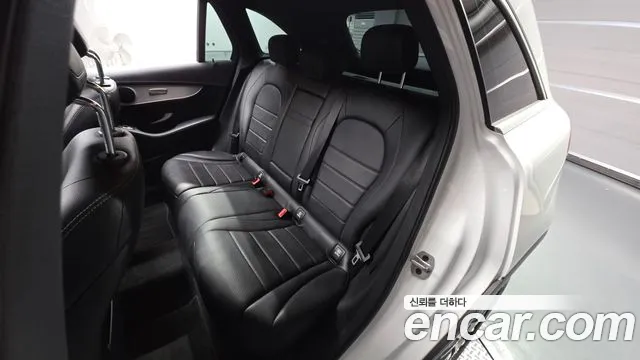 Mercedes-Benz GLC-Class 2021 — фото 16