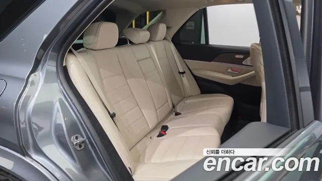 Mercedes-Benz GLE-Class 2021 — фото 18