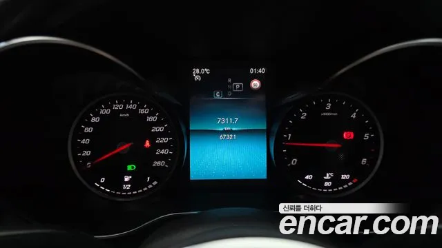 Mercedes-Benz C-Class 2020 — фото 11