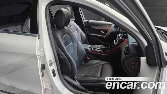 Mercedes-Benz C-Class 2020 — фото 17
