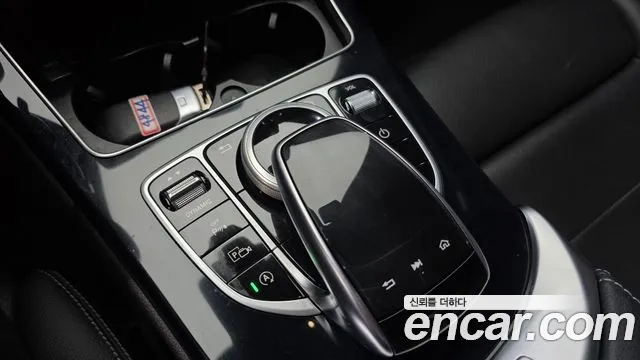 Mercedes-Benz C-Class 2020 — фото 29