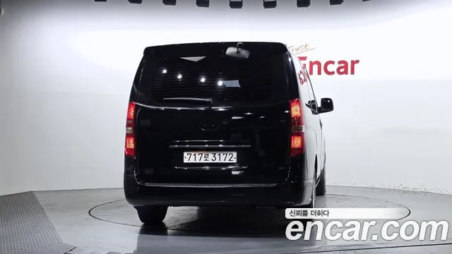 Hyundai Starex 2019 — фото 4