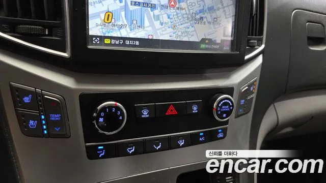 Hyundai Starex 2019 — фото 23