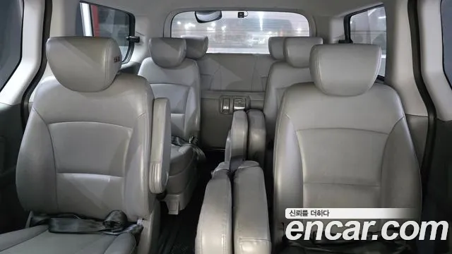 Hyundai Starex 2019 — фото 24
