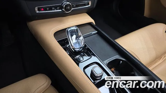 Volvo S90 2022 — фото 12