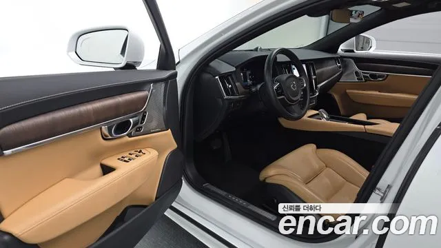 Volvo S90 2022 — фото 13