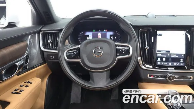 Volvo S90 2022 — фото 18