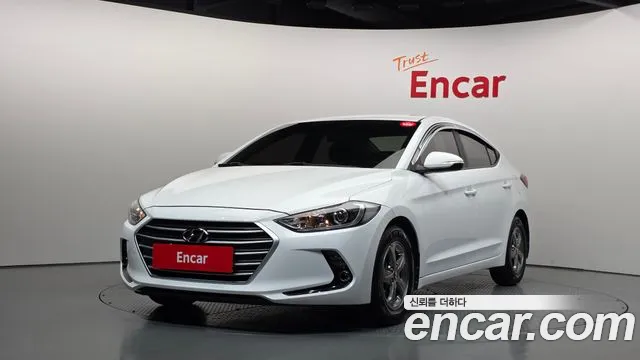 Hyundai AVANTE 2017 — фото 1
