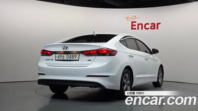 Hyundai AVANTE 2017 — фото 2
