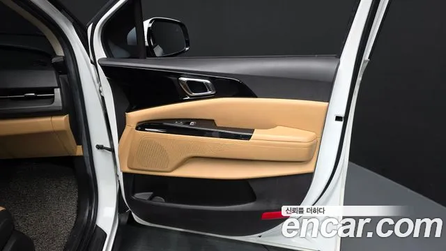 Kia Canival 2021 — фото 15