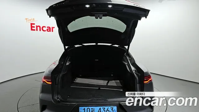 Jaguar I-PACE 2019 — фото 20