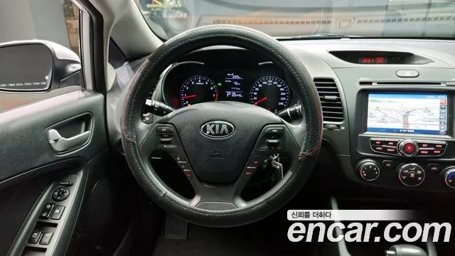 Kia K3 2015 — фото 14