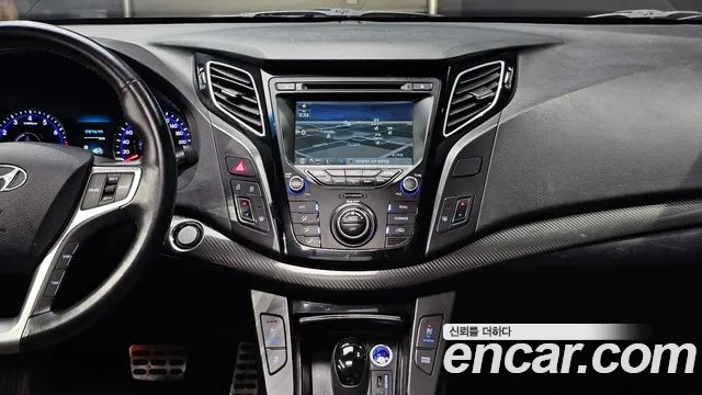 Hyundai i40 2014 — фото 14