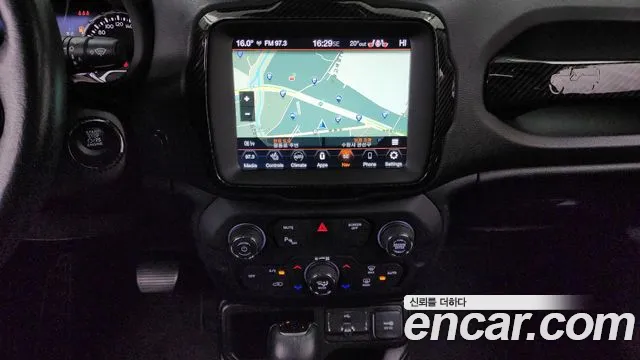 Jeep Renegade 2020 — фото 14
