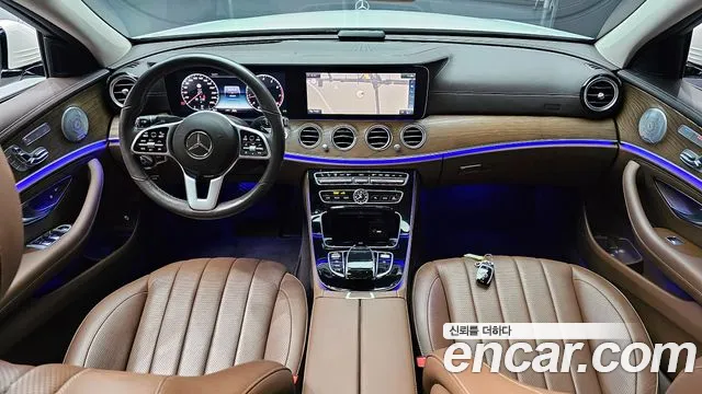Mercedes-Benz E-Class 2020 — фото 7