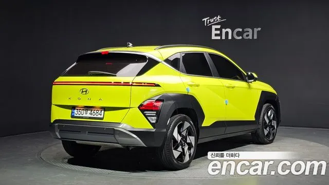 Hyundai Kona 2023 — фото 2