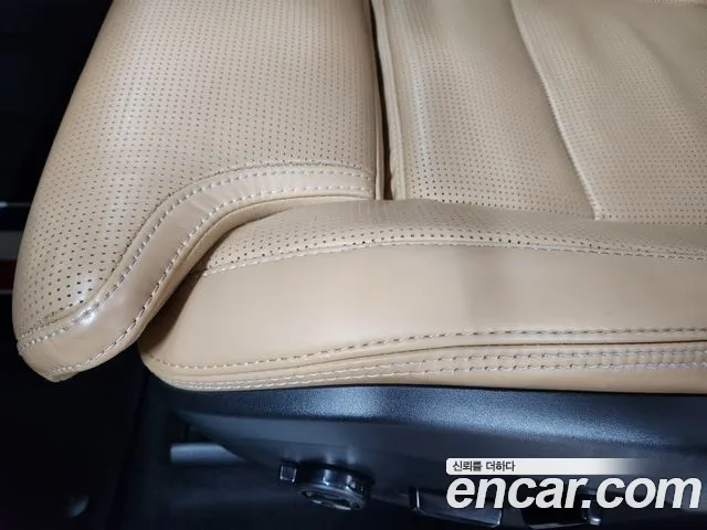 Volvo XC60 2020 — фото 10