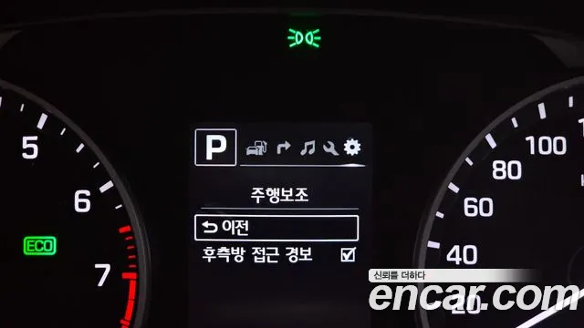 Hyundai AVANTE 2018 — фото 17
