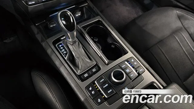 Hyundai Genesis 2015 — фото 9