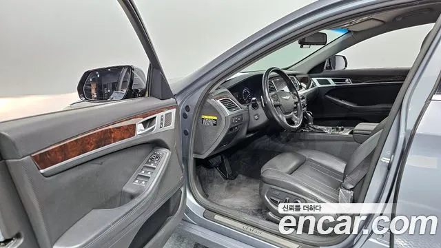 Hyundai Genesis 2015 — фото 11