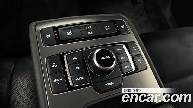Hyundai Genesis 2015 — фото 17
