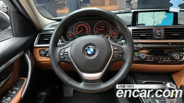 BMW 3-Series 2017 — фото 14