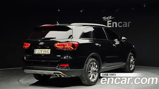 Kia Sorento 2018 — фото 2