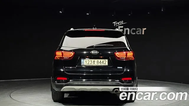 Kia Sorento 2018 — фото 4
