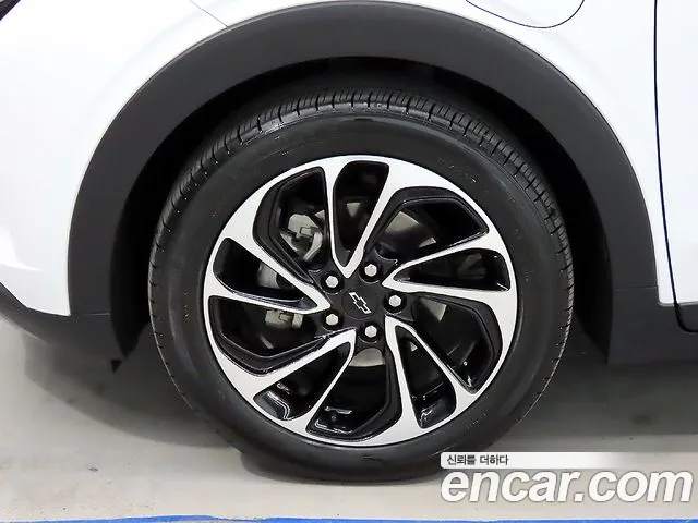 ChevroletGMDaewoo 볼트 EUV 2022 — фото 20