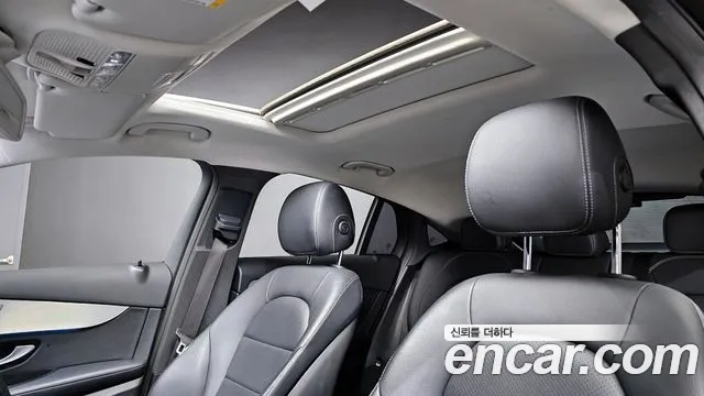 Mercedes-Benz GLC-Class 2018 — фото 19