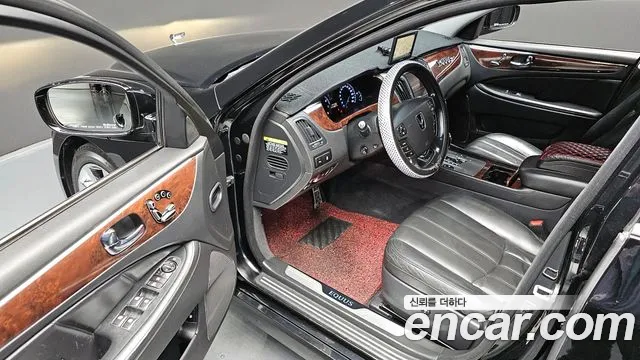 Hyundai Equus 2010 — фото 12