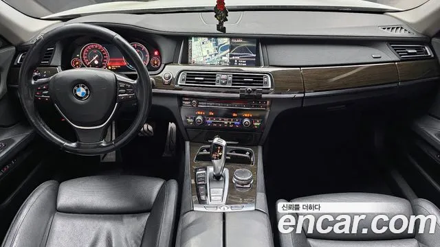 BMW 7-Series 2015 — фото 7