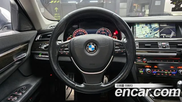 BMW 7-Series 2015 — фото 13