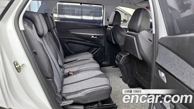 Peugeot 5008 2019 — фото 12