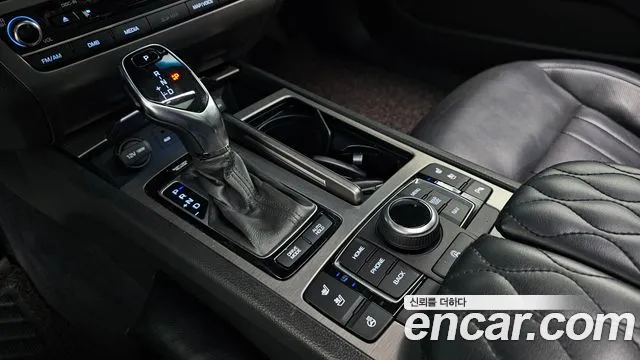 Hyundai Genesis 2016 — фото 9