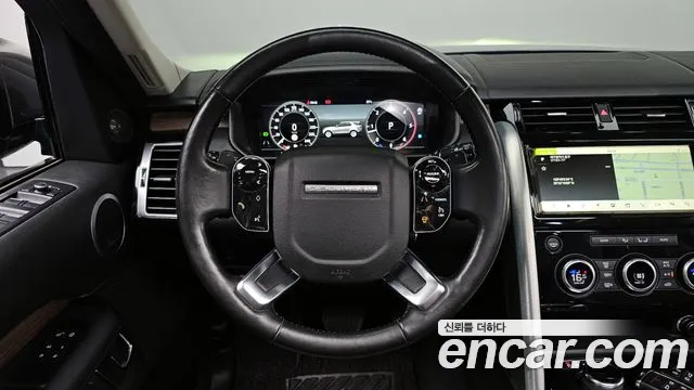 Land Rover Discovery 2019 — фото 12