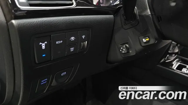 Hyundai Genesis 2012 — фото 16