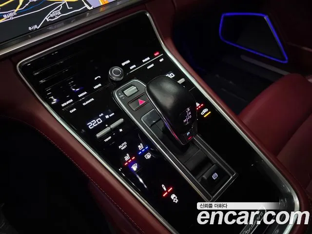 Porsche Panamera 2020 — фото 13