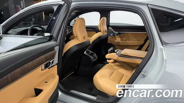 Volvo S90 2025 — фото 11