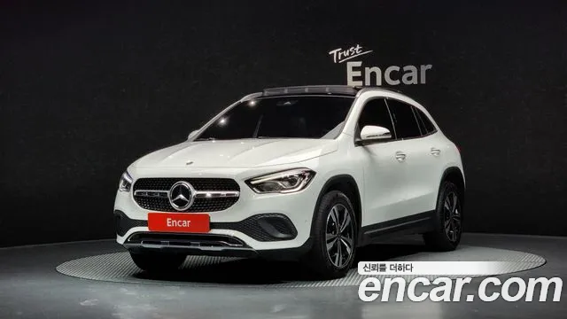 Mercedes-Benz GLA-класс