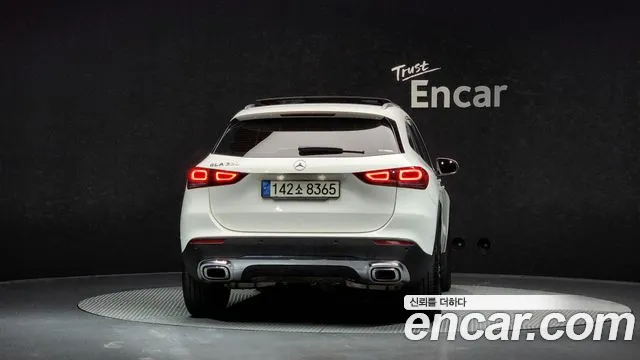 Mercedes-Benz GLA-Class 2021 — фото 4