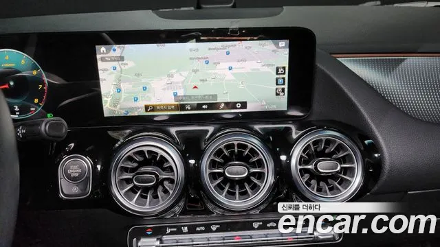 Mercedes-Benz GLA-Class 2021 — фото 14