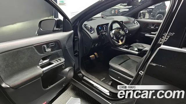 Mercedes-Benz GLA-Class 2021 — фото 10