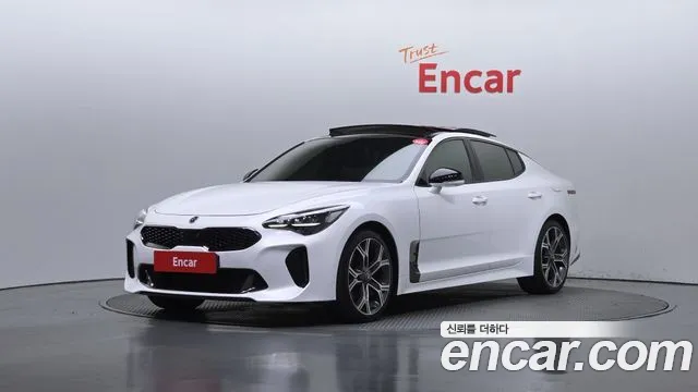 Kia Stinger 2018 — фото 1