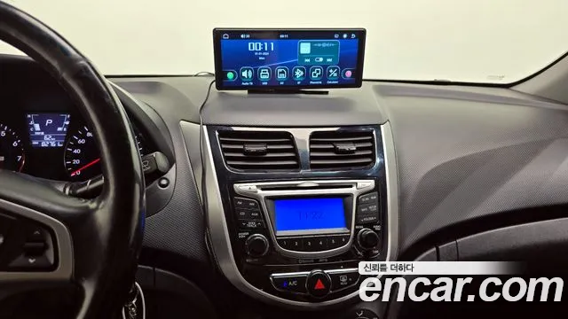 Hyundai Accent 2014 — фото 18