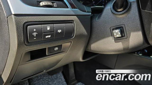 Hyundai Genesis 2016 — фото 14