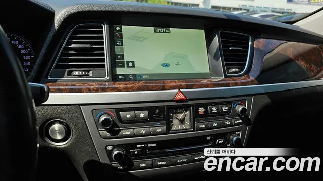 Hyundai Genesis 2016 — фото 17