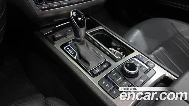 Hyundai Genesis 2015 — фото 9