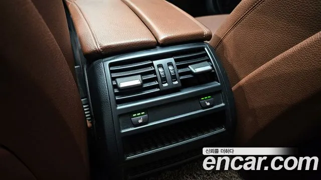 BMW 5-Series 2015 — фото 18
