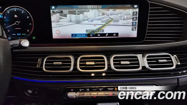 Mercedes-Benz GLS-Class 2022 — фото 14